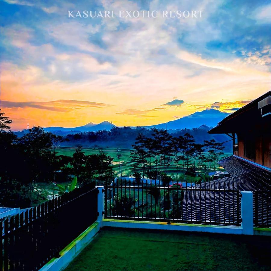 Kasuari Exotic Resort マゲラン エクステリア 写真